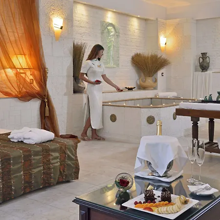 Хотел Melia Grand Hermitage 5*